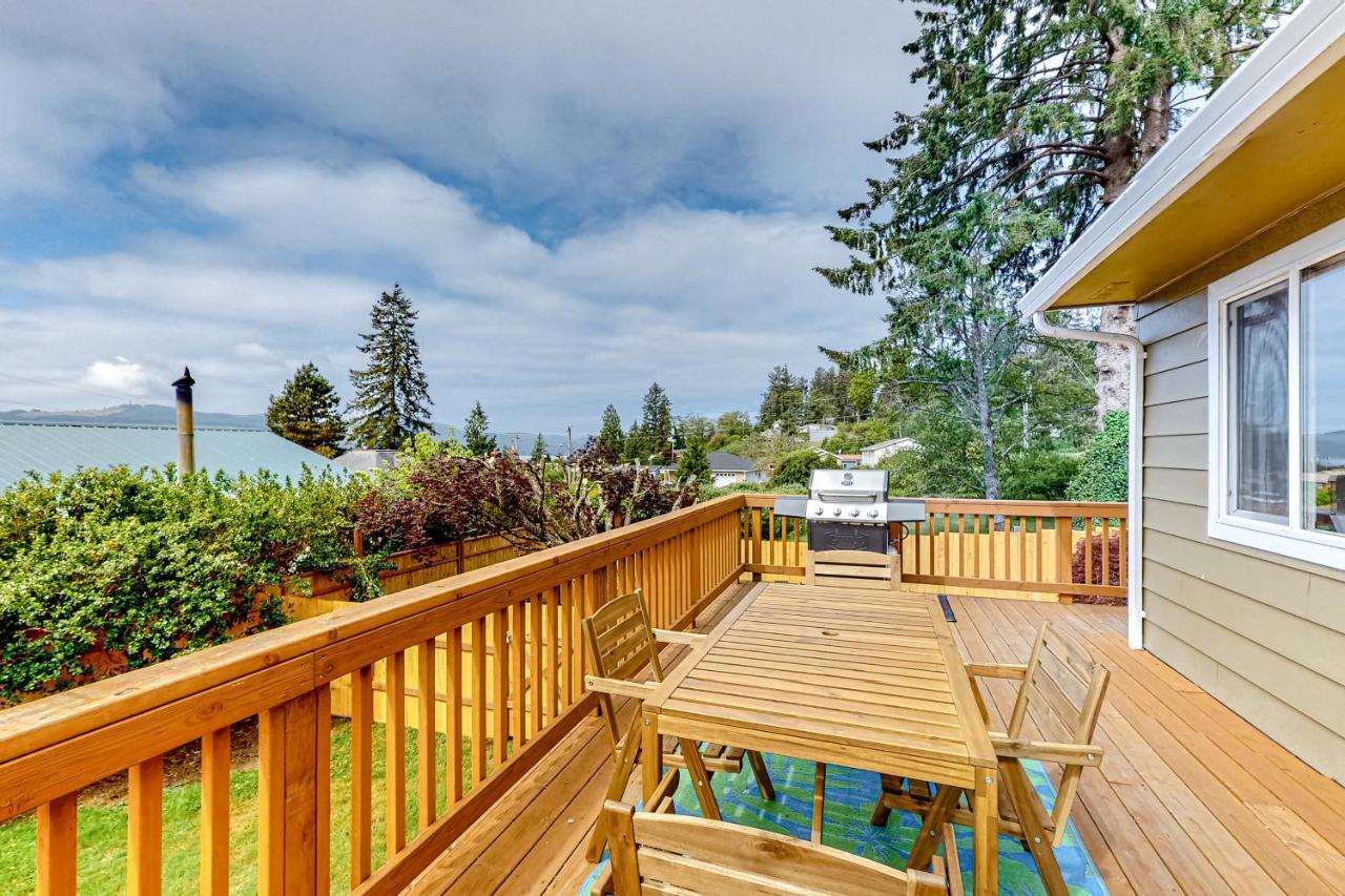 Bonnie'S Bayview Beach House Bay City 외부 사진